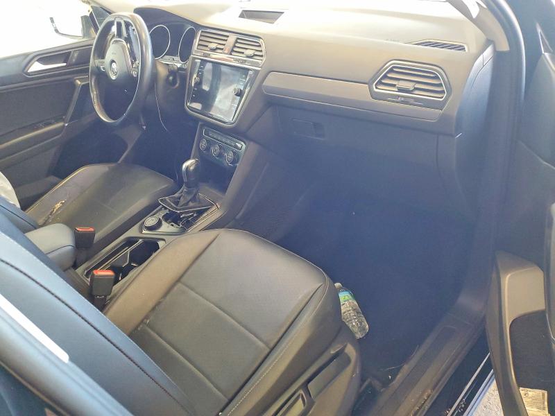 53319506 :رقم المزاد ، 3VV2B7AX2LM071517 vin ، 2020 Volkswagen Tiguan مزاد بيع