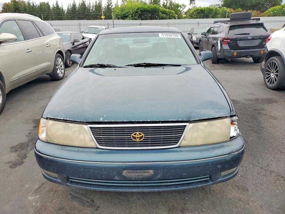 51850706 :رقم المزاد ، 4T1BF18B6WU222817 vin ، 1998 Toyota Avalon مزاد بيع