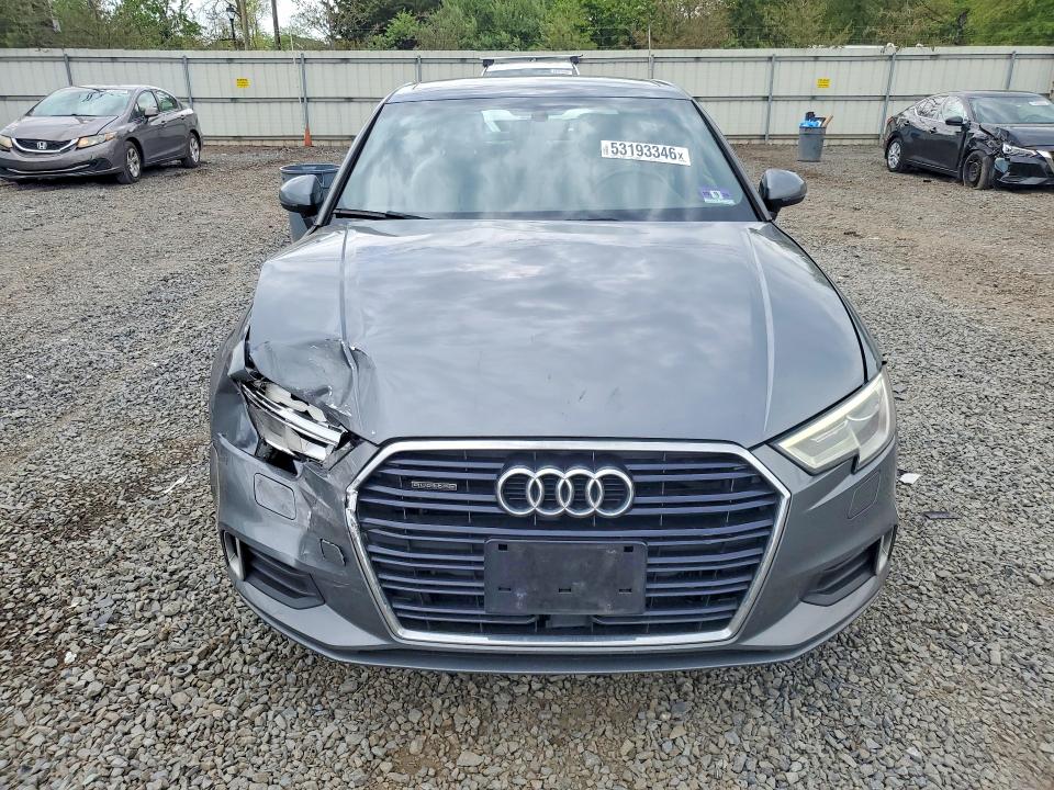 2018 Audi A3 მანქანა იყიდება აუქციონზე, vin: WAUB8GFF6J1004178, აუქციონის ნომერი: 53193346