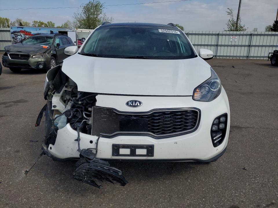 Продажа на аукционе авто 2018 Kia Sportage, vin: KNDPRCA69J7355380, номер лота: 52942316