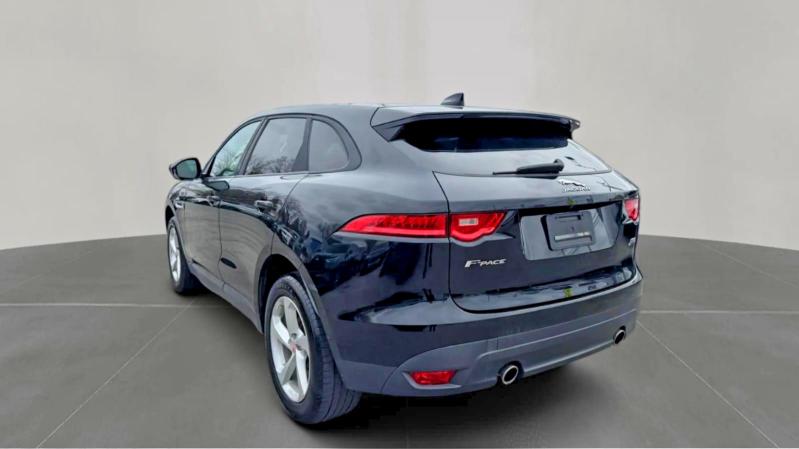 55992796 :رقم المزاد ، SADCJ2GX3JA235968 vin ، 2018 Jaguar F-pace مزاد بيع