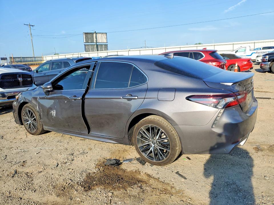 Продажа на аукционе авто 2023 Toyota Camry, vin: 4T1G11AK1PU830745, номер лота: 54334976