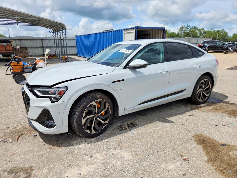 Продажа на аукционе авто 2022 Audi E-tron, vin: WA12ABGE4NB009387, номер лота: 55418986