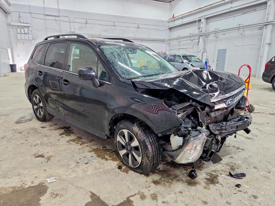 53101746 :رقم المزاد ، JF2SJAJC1HH557213 vin ، 2017 Subaru Forester مزاد بيع