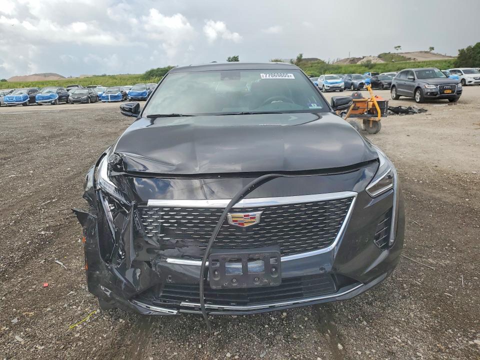 77069805 :رقم المزاد ، 1G6KT5R62KU123043 vin ، 2019 Cadillac Ct6 مزاد بيع