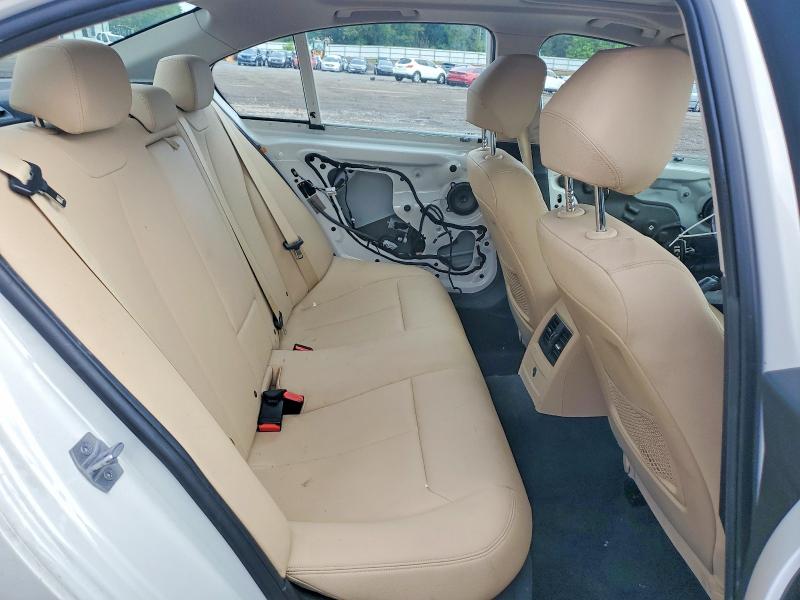 2018 Bmw 320 მანქანა იყიდება აუქციონზე, vin: WBA8E5G55JNV02975, აუქციონის ნომერი: 55338206