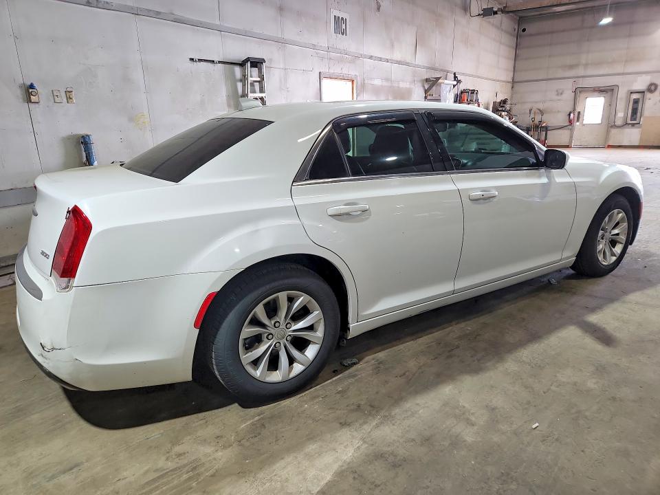 Продажа на аукционе авто 2016 Chrysler 300, vin: 2C3CCAAG1GH211885, номер лота: 54504346