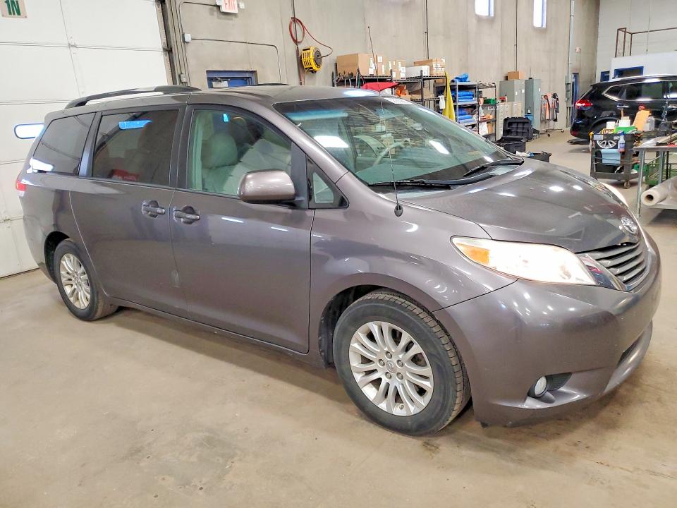 Aukcja sprzedaży 2013 Toyota Sienna, vin: 5TDYK3DC2DS369481, numer aukcji: 52033966