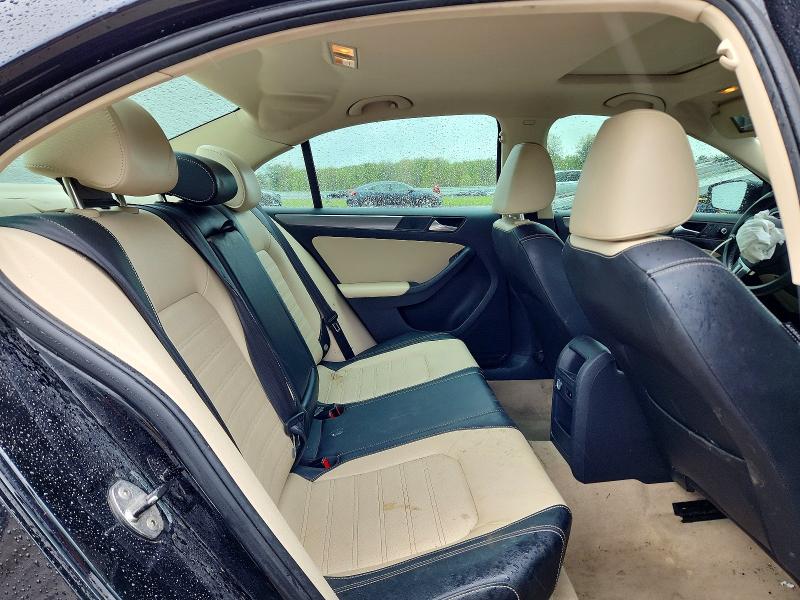 51701036 :رقم المزاد ، 3VWLX7AJ5DM405893 vin ، 2013 Volkswagen Jetta مزاد بيع
