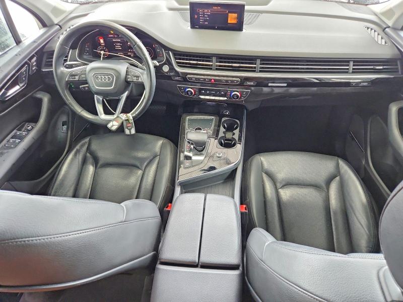 2018 Audi Q7 მანქანა იყიდება აუქციონზე, vin: WA1LAAF71JD028656, აუქციონის ნომერი: 52538916