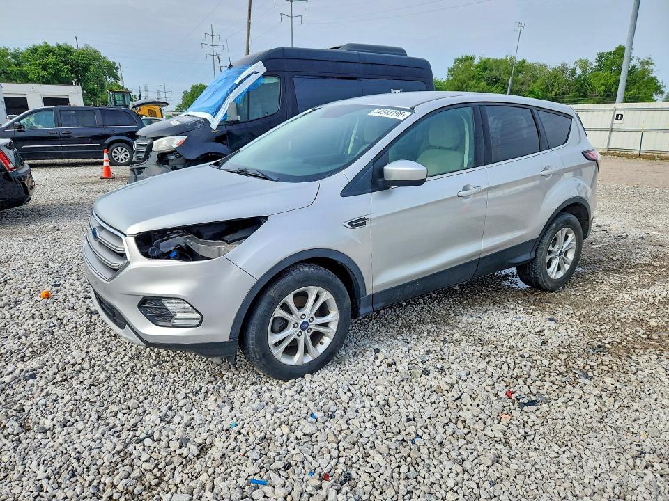 Auction sale of the 2017 Ford Escape, vin: 1FMCU0GD2HUE24693, lot number: 54543196