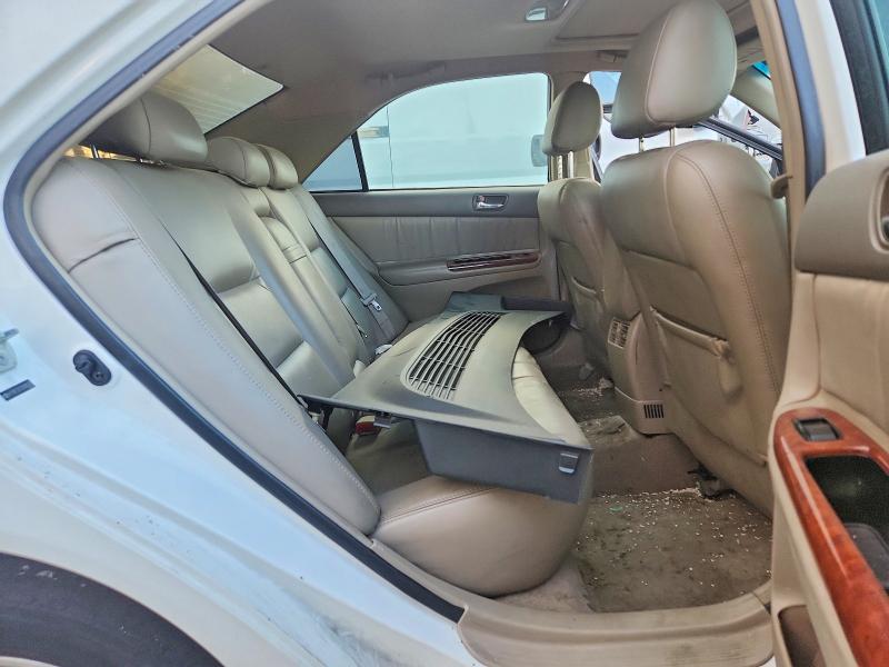 55221276 :رقم المزاد ، 4T1BF32K35U085063 vin ، 2005 Toyota Camry مزاد بيع
