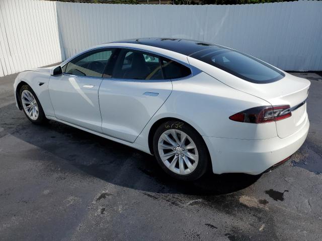 57077033 :رقم المزاد ، 5YJSA1E24JF281793 vin ، 2018 Tesla Model S مزاد بيع