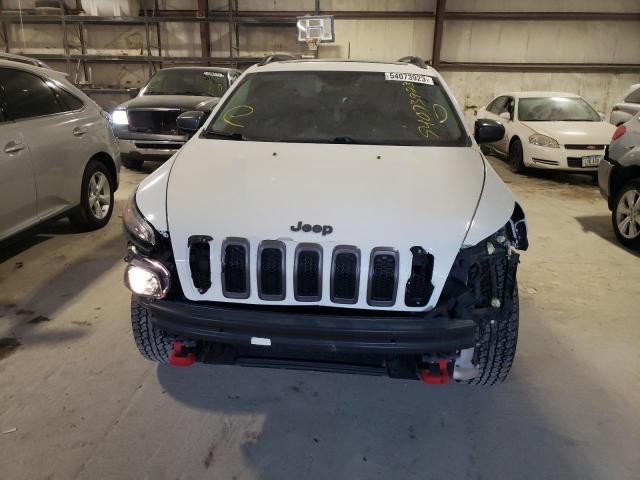54073923 :رقم المزاد ، 1C4PJMBB0GW338510 vin ، 2016 Jeep Cherokee Trailhawk مزاد بيع
