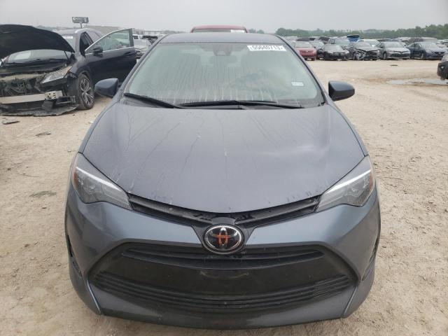 55640713 :رقم المزاد ، 5YFBURHE7JP830810 vin ، 2018 Toyota Corolla L مزاد بيع