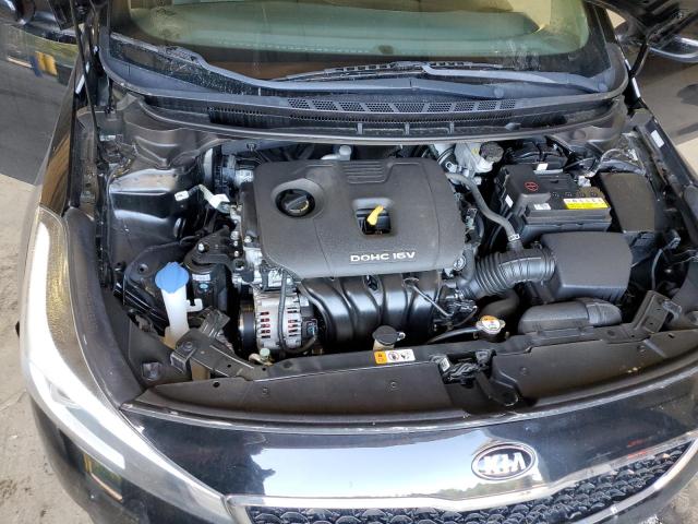 55696763 :رقم المزاد ، 3KPFK4A71HE053638 vin ، 2017 Kia Forte Lx مزاد بيع