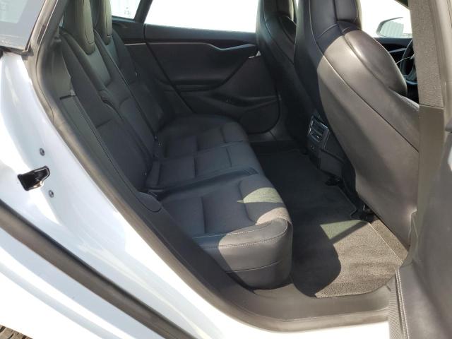 57077033 :رقم المزاد ، 5YJSA1E24JF281793 vin ، 2018 Tesla Model S مزاد بيع