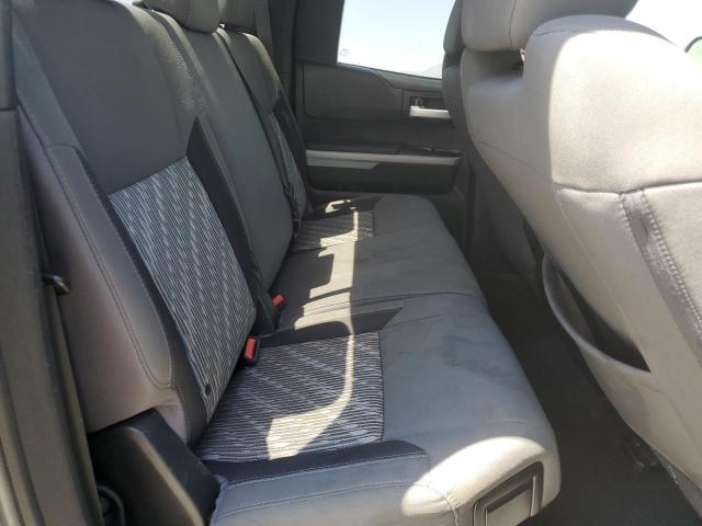 57142693 :رقم المزاد ، 5TFRY5F14LX268719 vin ، 2020 Toyota Tundra Double Cab Sr/sr5 مزاد بيع