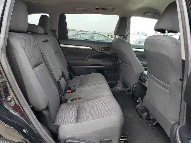 Продажа на аукционе авто 2018 Toyota Highlander Le, vin: 5TDZZRFH0JS243630, номер лота: 56684973