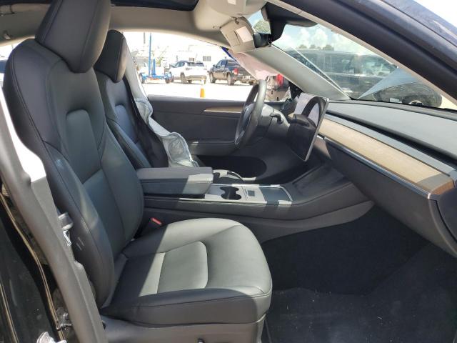 60305074 :رقم المزاد ، 7SAYGDEE4NA019007 vin ، 2022 Tesla Model Y مزاد بيع