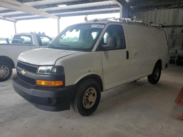 61139665 :رقم المزاد ، 1GCWGAFP0J1192211 vin ، 2018 Chevrolet Express G2500 مزاد بيع