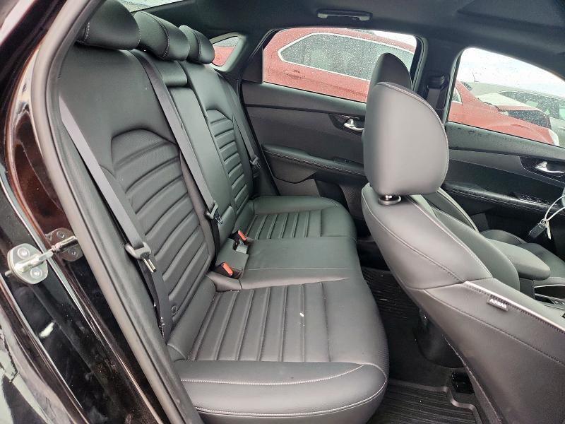 2023 Kia Forte Gt L მანქანა იყიდება აუქციონზე, vin: 3KPF54AD3PE688744, აუქციონის ნომერი: 60328095