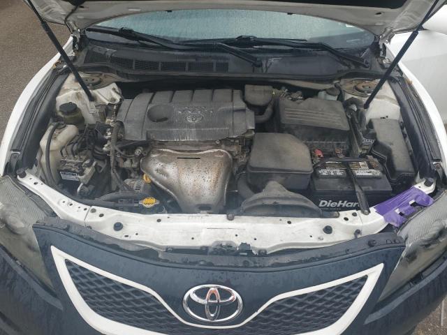 61060055 :رقم المزاد ، 4T1BF3EK5BU582462 vin ، 2011 Toyota Camry Base مزاد بيع