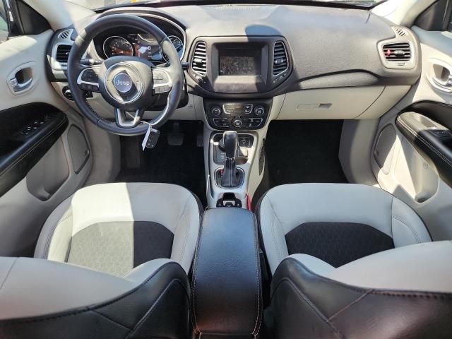 60774135 :رقم المزاد ، 3C4NJDBB5JT200305 vin ، 2018 Jeep Compass مزاد بيع