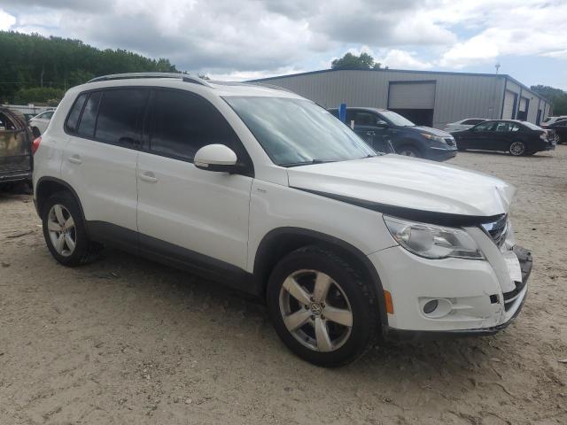2010 Volkswagen Tiguan მანქანა იყიდება აუქციონზე, vin: WVGBV7AX2AW516045, აუქციონის ნომერი: 59818755