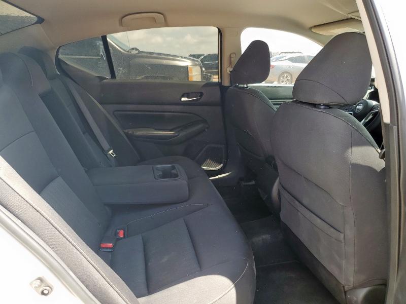 61025885 :رقم المزاد ، 1N4BL4BV4KC152290 vin ، 2019 Nissan Altima S مزاد بيع