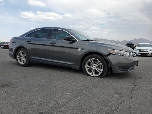 62185725 :رقم المزاد ، 1FAHP2D88JG137311 vin ، 2018 Ford Taurus Se مزاد بيع