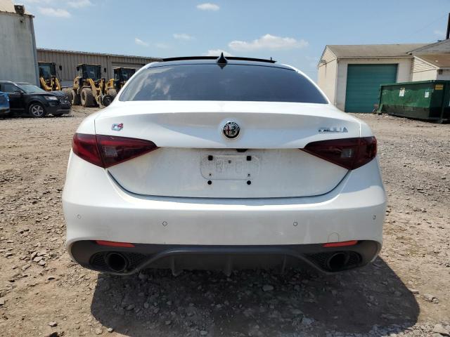 Продаж на аукціоні авто 2017 Alfa Romeo Giulia, vin: ZARFAEEN7H7555268, номер лоту: 61815915