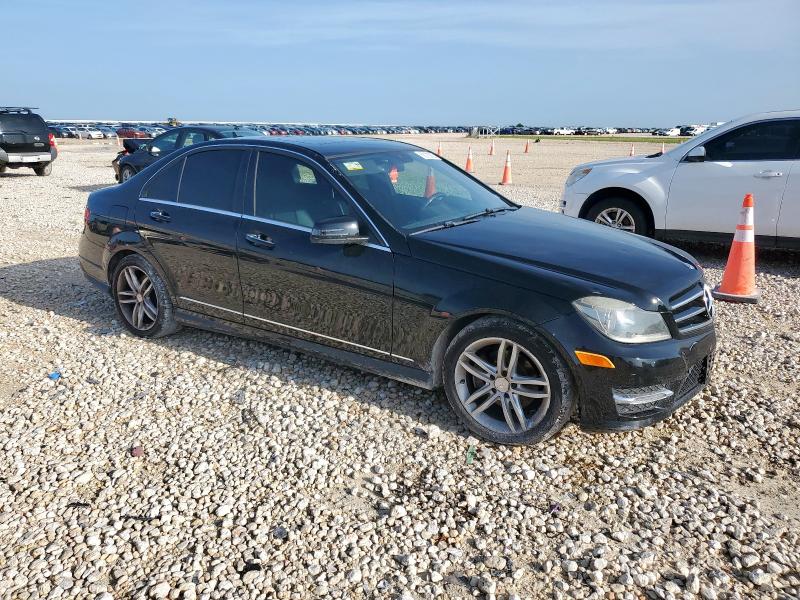 60120635 :رقم المزاد ، WDDGF4HB6EG216966 vin ، 2014 Mercedes-benz C 250 مزاد بيع