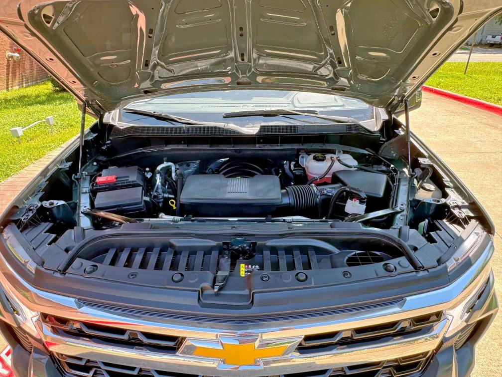 Продажа на аукционе авто 2025 Chevrolet Silverado, vin: 1GCUKDED8SZ171415, номер лота: 61592605