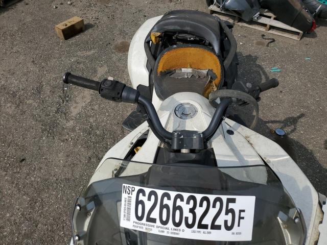 62663225 :رقم المزاد ، 2BXREDD25HV002699 vin ، 2017 Can-am Spyder Roadster مزاد بيع