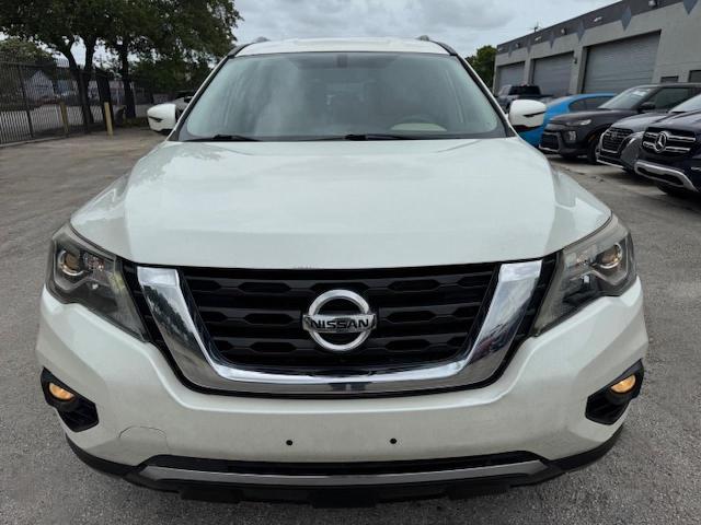 Продажа на аукционе авто 2017 Nissan Pathfinder, vin: 5N1DR2MM1HC627750, номер лота: 60175325