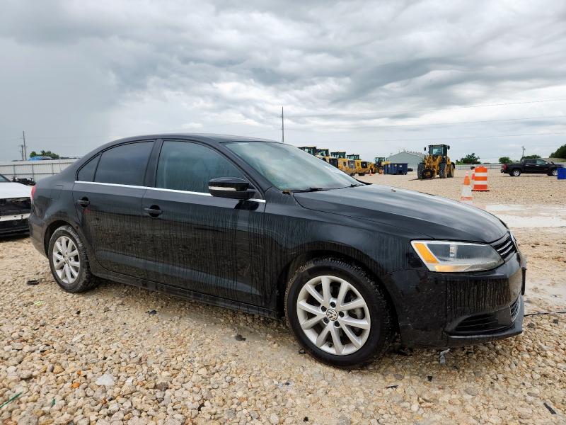 60602765 :رقم المزاد ، 3VWD17AJ5EM445480 vin ، 2014 Volkswagen Jetta Se مزاد بيع