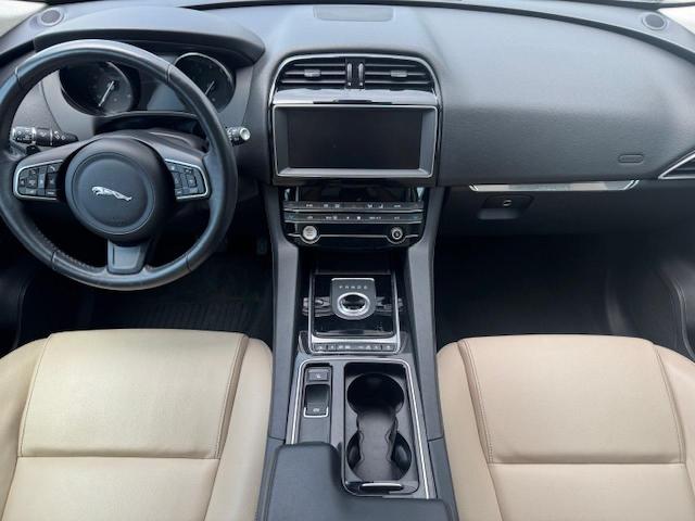 Продажа на аукционе авто 2020 Jaguar F-pace Premium, vin: SADCJ2FX8LA619250, номер лота: 62612285