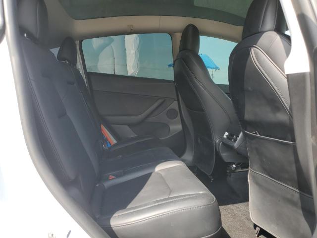58219495 :رقم المزاد ، 7SAYGDEF5NF510472 vin ، 2022 Tesla Model Y مزاد بيع