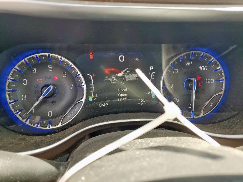 2018 Chrysler Pacifica T მანქანა იყიდება აუქციონზე, vin: 2C4RC1EG5JR106204, აუქციონის ნომერი: 62543625