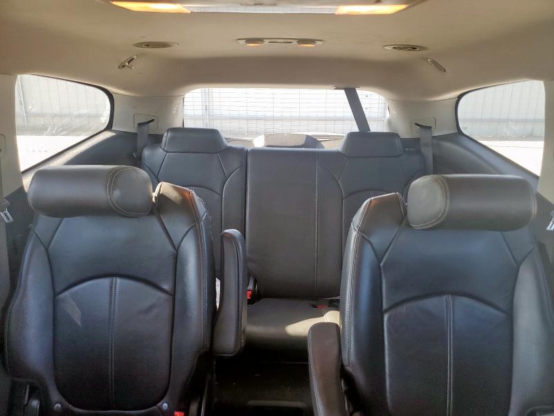 Auction sale of the 2015 Chevrolet Traverse L, vin: 1GNKRHKDXFJ274152, lot number: 61995425
