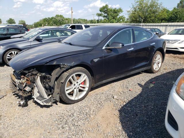 61833915 :رقم المزاد ، 5YJSA1E48FF118461 vin ، 2015 Tesla Model S مزاد بيع