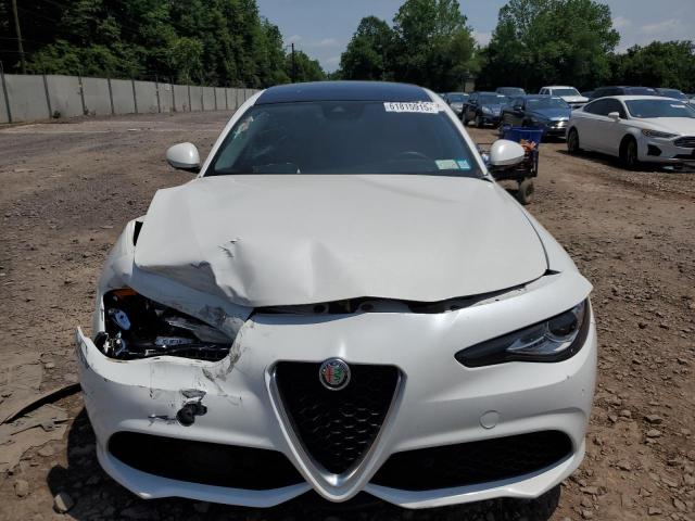 Продаж на аукціоні авто 2017 Alfa Romeo Giulia, vin: ZARFAEEN7H7555268, номер лоту: 61815915