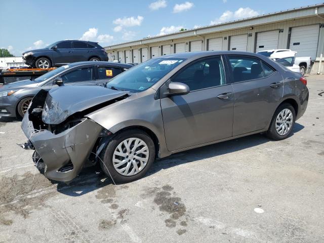 62137545 :رقم المزاد ، 2T1BURHE5JC055696 vin ، 2018 Toyota Corolla L مزاد بيع