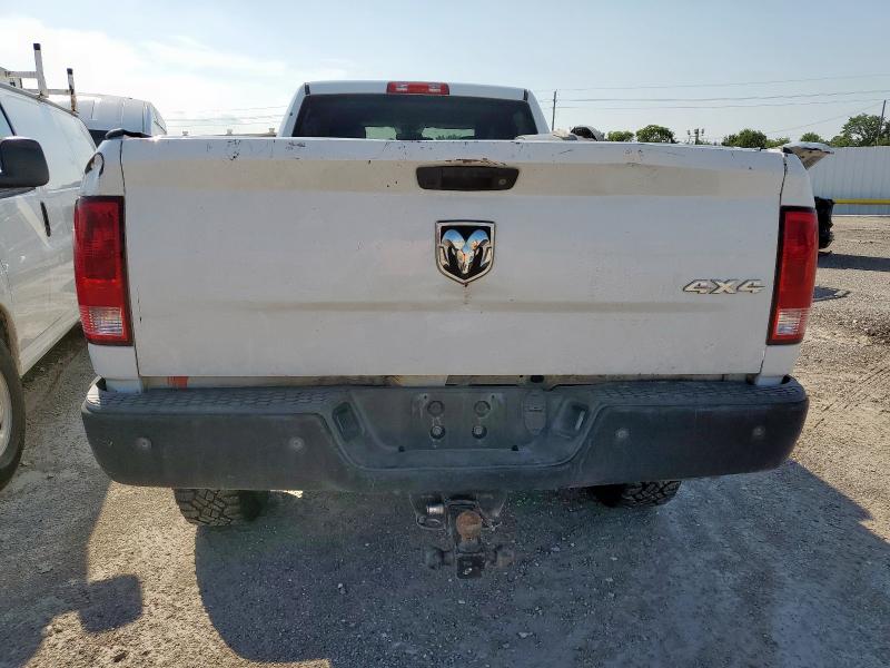 59262555 :رقم المزاد ، 3C6UR5HLXJG364742 vin ، 2018 Ram 2500 St مزاد بيع