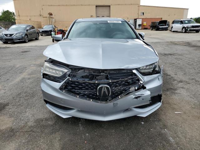 59441725 :رقم المزاد ، 19UUB3F33JA001817 vin ، 2018 Acura Tlx مزاد بيع