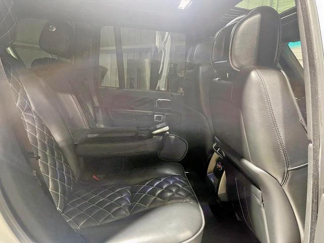 59821445 :رقم المزاد ، SALMF1E46BA357805 vin ، 2011 Land Rover Range Rove مزاد بيع