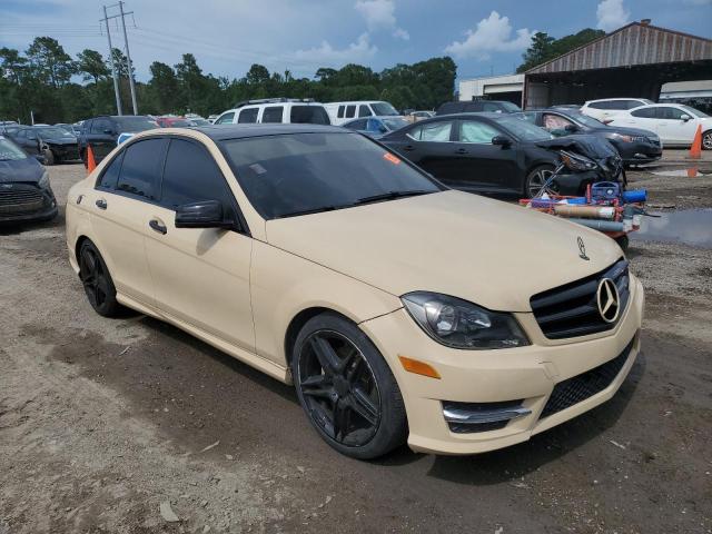 Продажа на аукционе авто 2013 Mercedes-benz C 250, vin: WDDGF4HB1DR293392, номер лота: 61651215