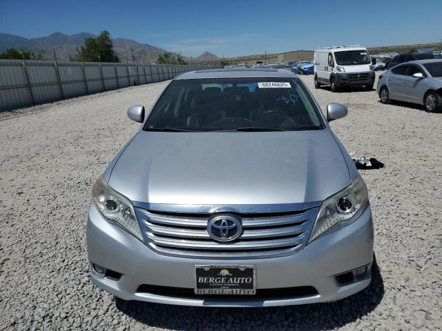 60246625 :رقم المزاد ، 4T1BK3DB0CU446111 vin ، 2012 Toyota Avalon مزاد بيع
