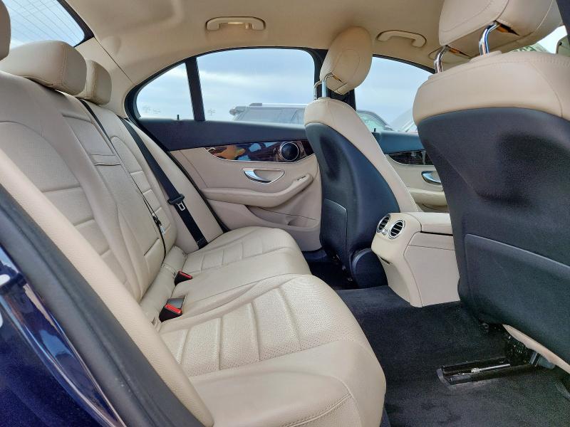 2016 Mercedes-benz C 300 მანქანა იყიდება აუქციონზე, vin: 55SWF4JB7GU111042, აუქციონის ნომერი: 62567185